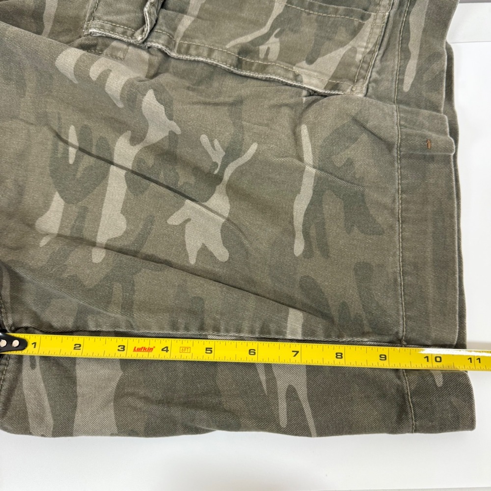Roebuck & Co. Camo Cargo Shorts‎ Outdoor Casual Size 40 - Picture 6 of 6